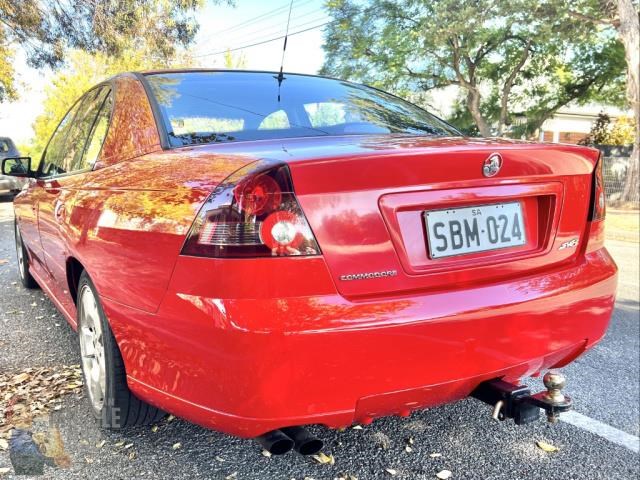 holden commodore 987430 014