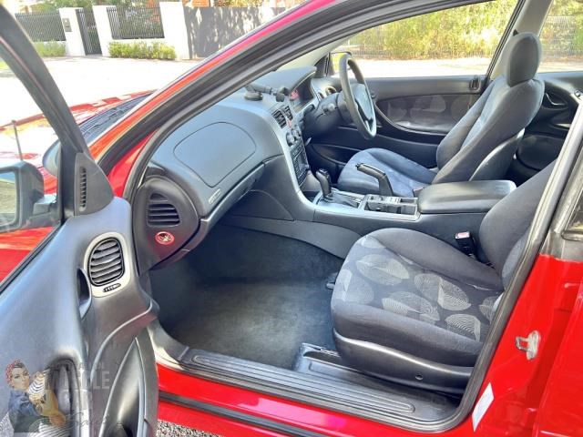 holden commodore 987430 033