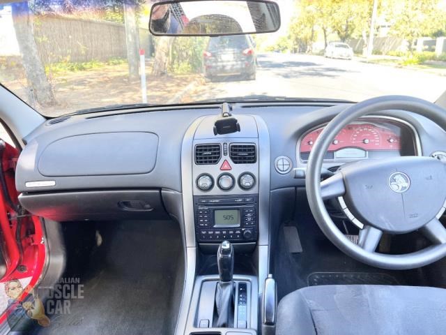 holden commodore 987430 035