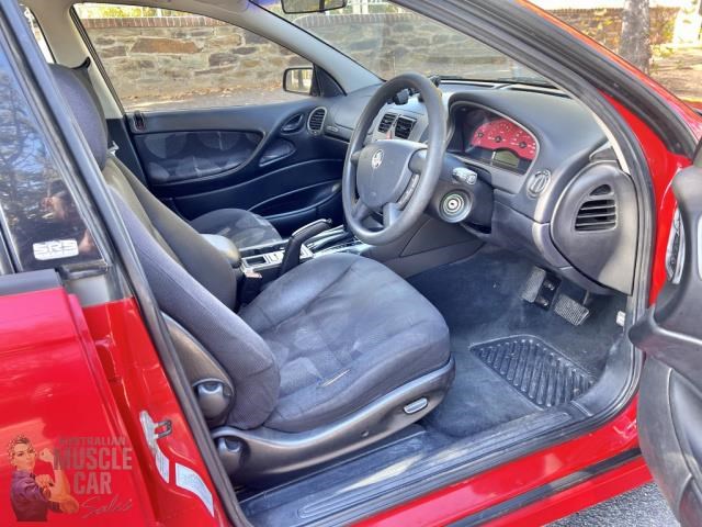 holden commodore 987430 042