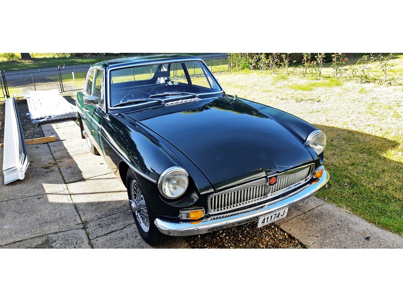 mgb gt 987709 002