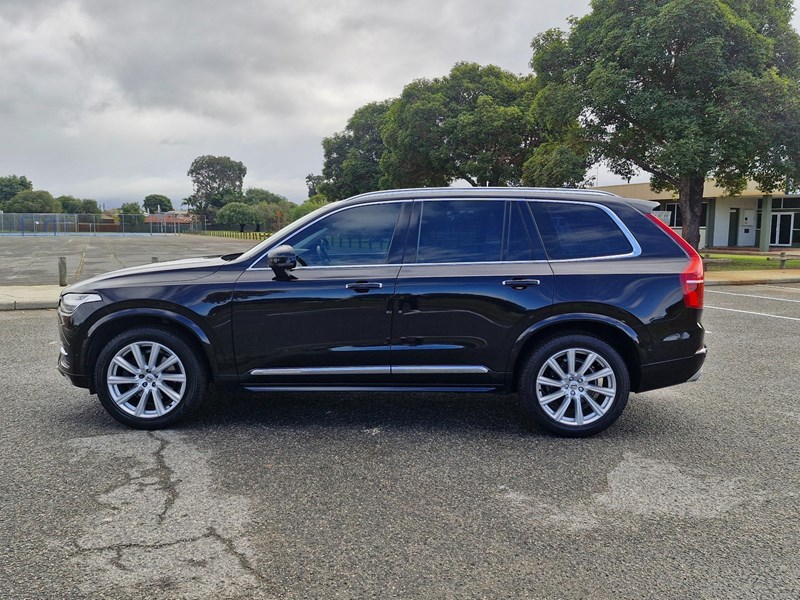 volvo xc90 988546 007