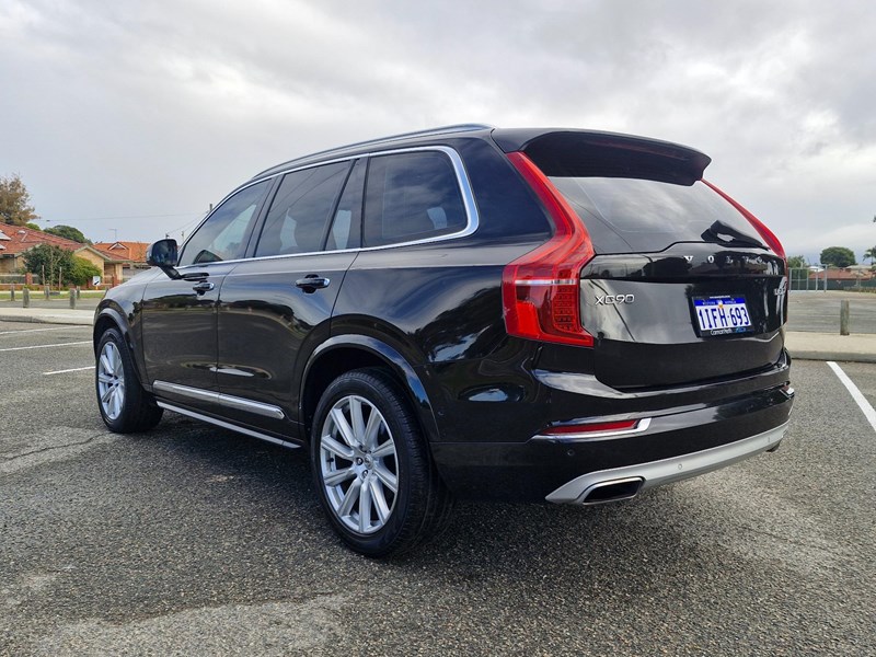 volvo xc90 988546 009