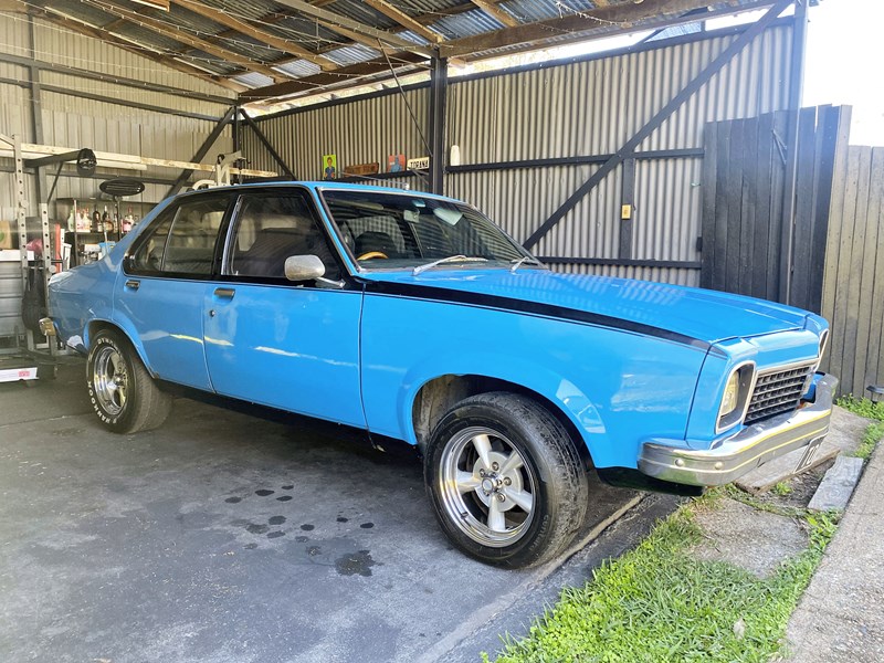 holden torana 989568 002