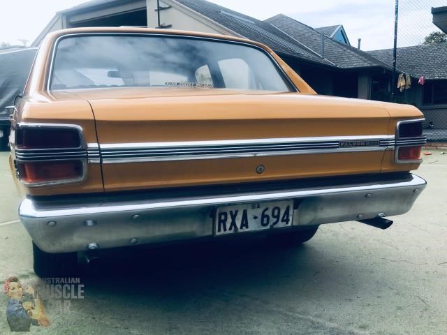 ford falcon 989285 010