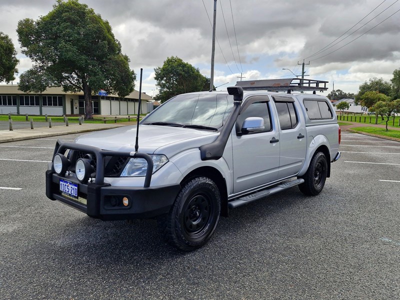 nissan navara 990055 002