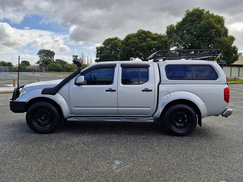 nissan navara 990055 003