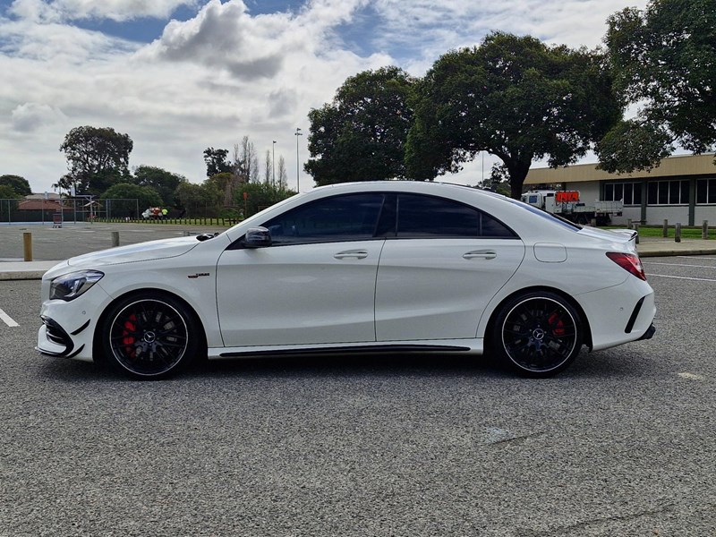 mercedes-benz a-class 990442 012