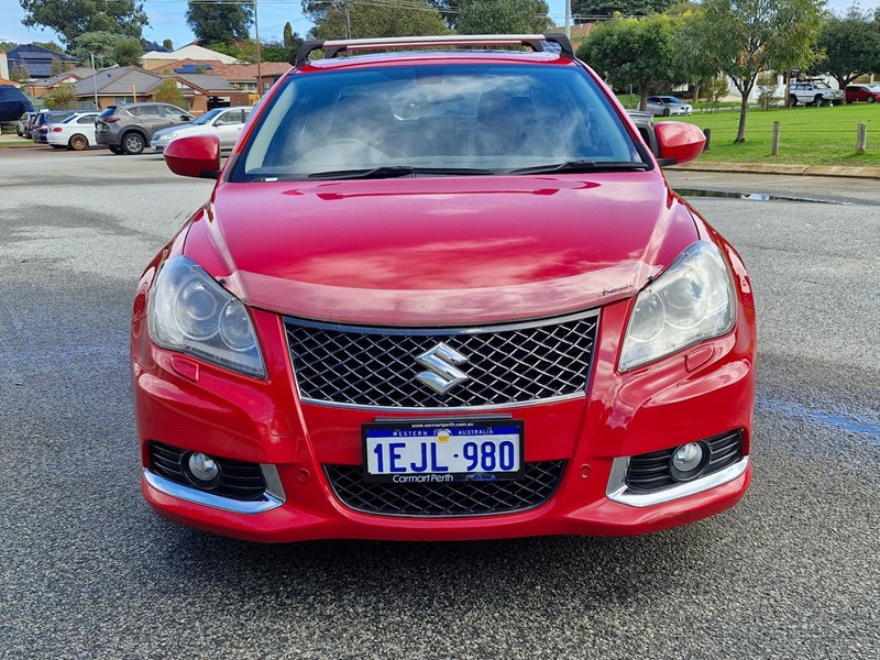 suzuki kizashi 990053 004