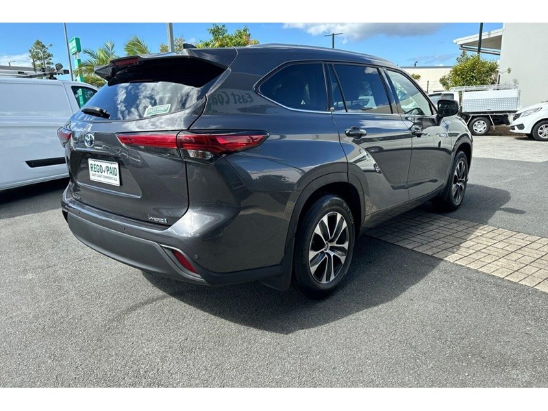 toyota kluger 990966 007