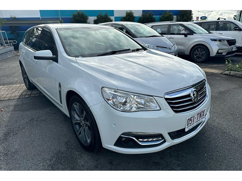 holden calais 990975 001