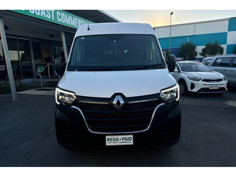 renault master 990976 002