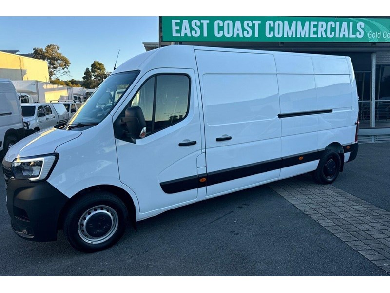 renault master 990976 004