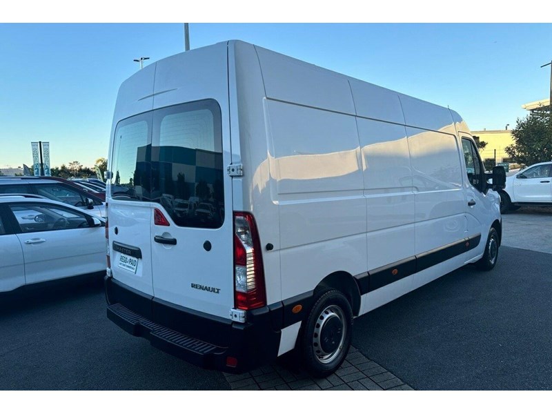 renault master 990976 009