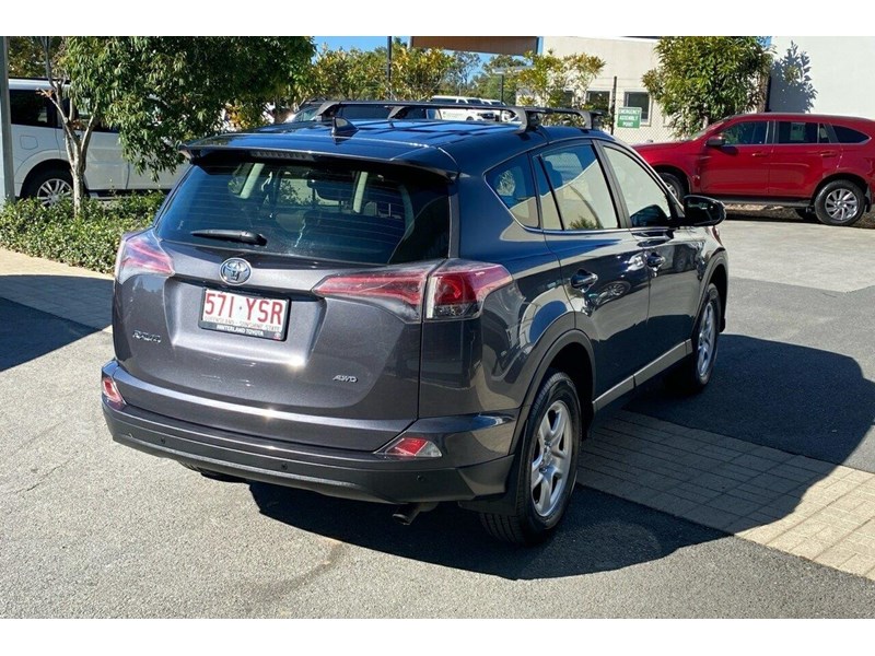 toyota rav4 990999 006