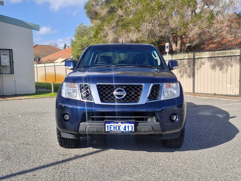 nissan navara 990582 003