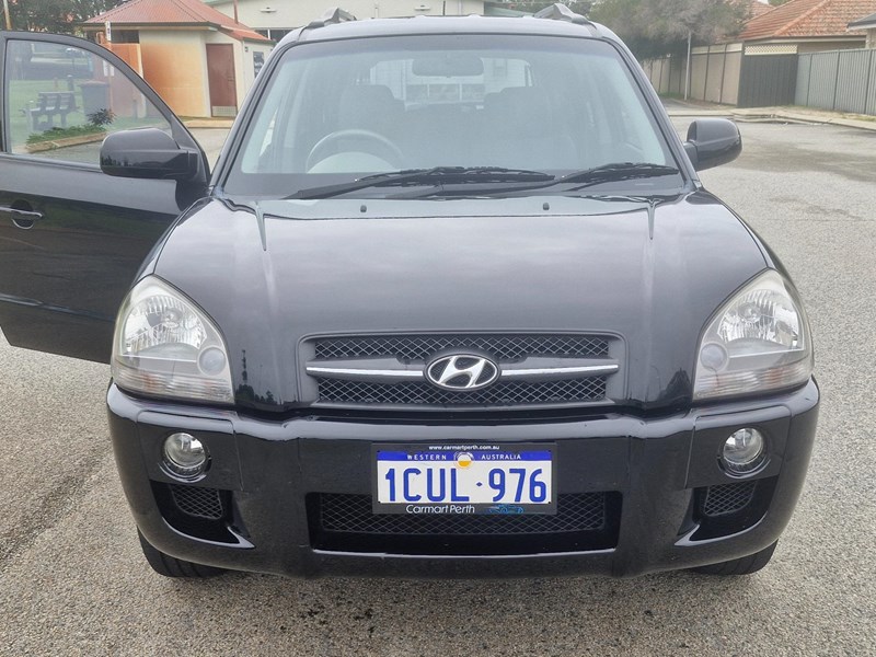 hyundai tucson 990584 020