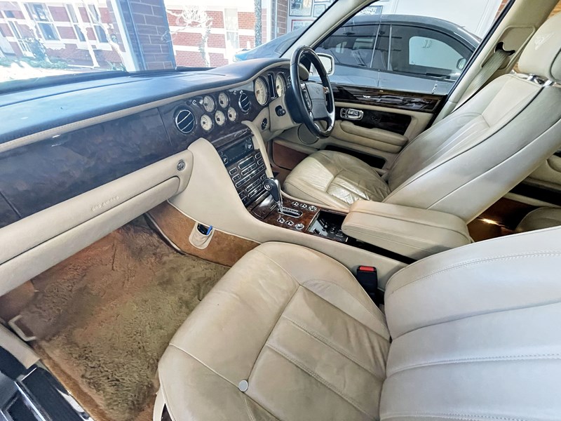 bentley arnage 991852 011