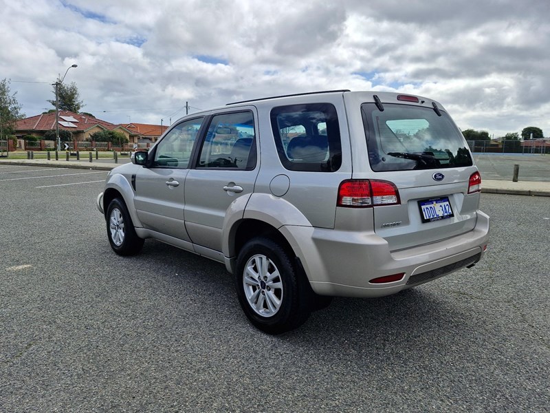 ford escape 991320 006