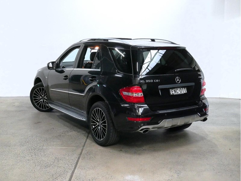 mercedes-benz ml 992056 010