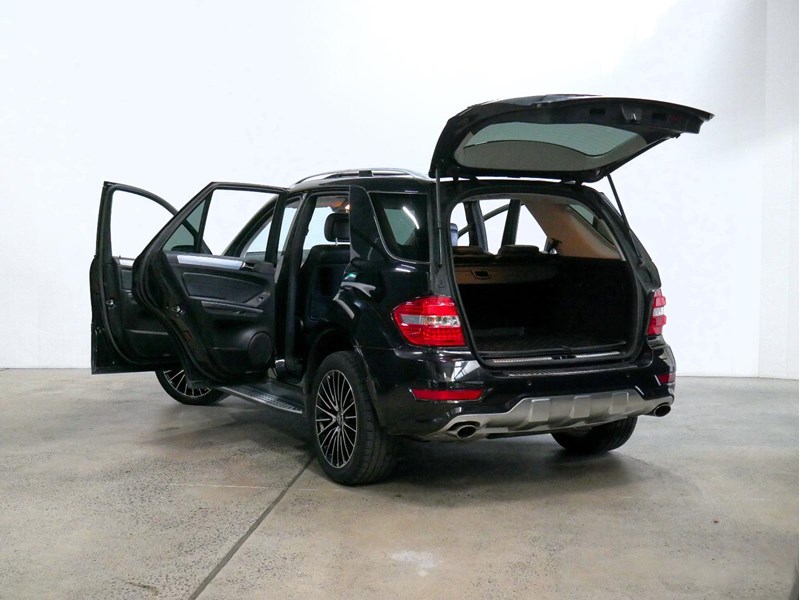 mercedes-benz ml 992056 029