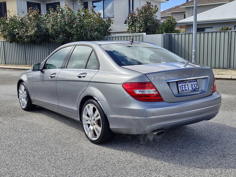 mercedes-benz c-class 991951 008