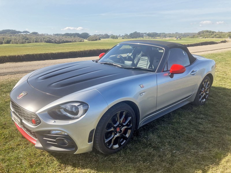 fiat abarth 124 spider 992796 021