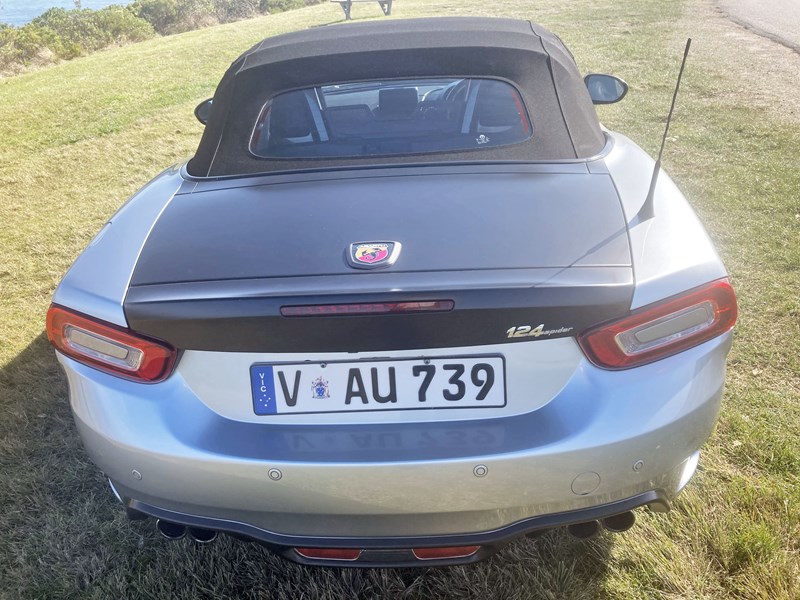 fiat abarth 124 spider 992796 020