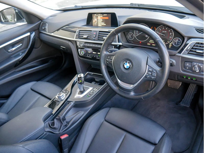 bmw 3 series 992965 009