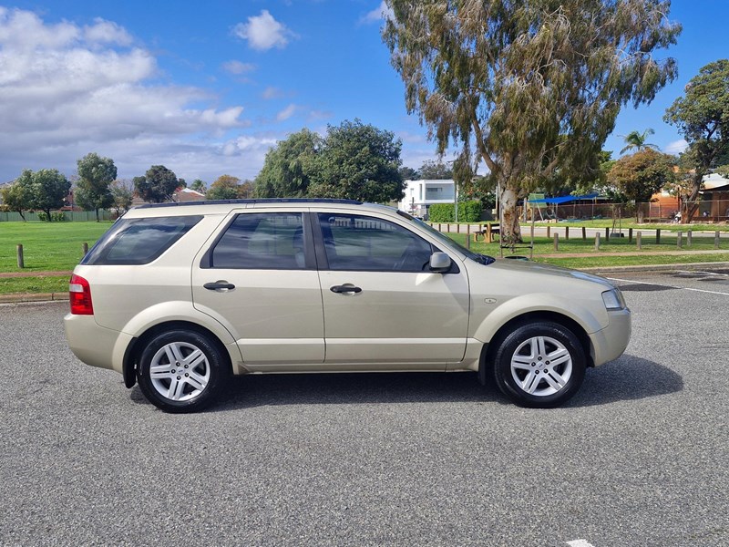 ford territory 992427 007