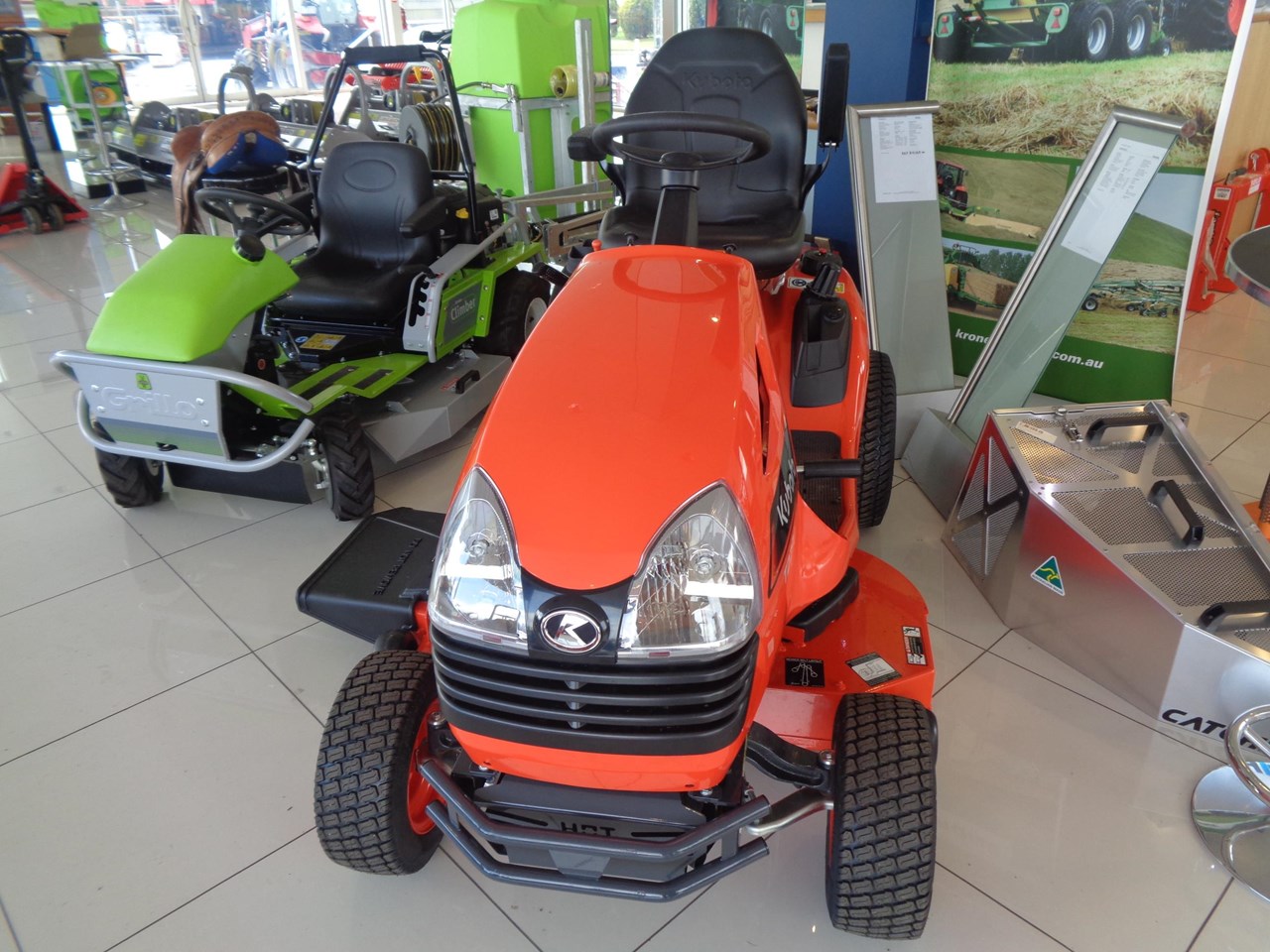 KUBOTA T2290KW42 for sale