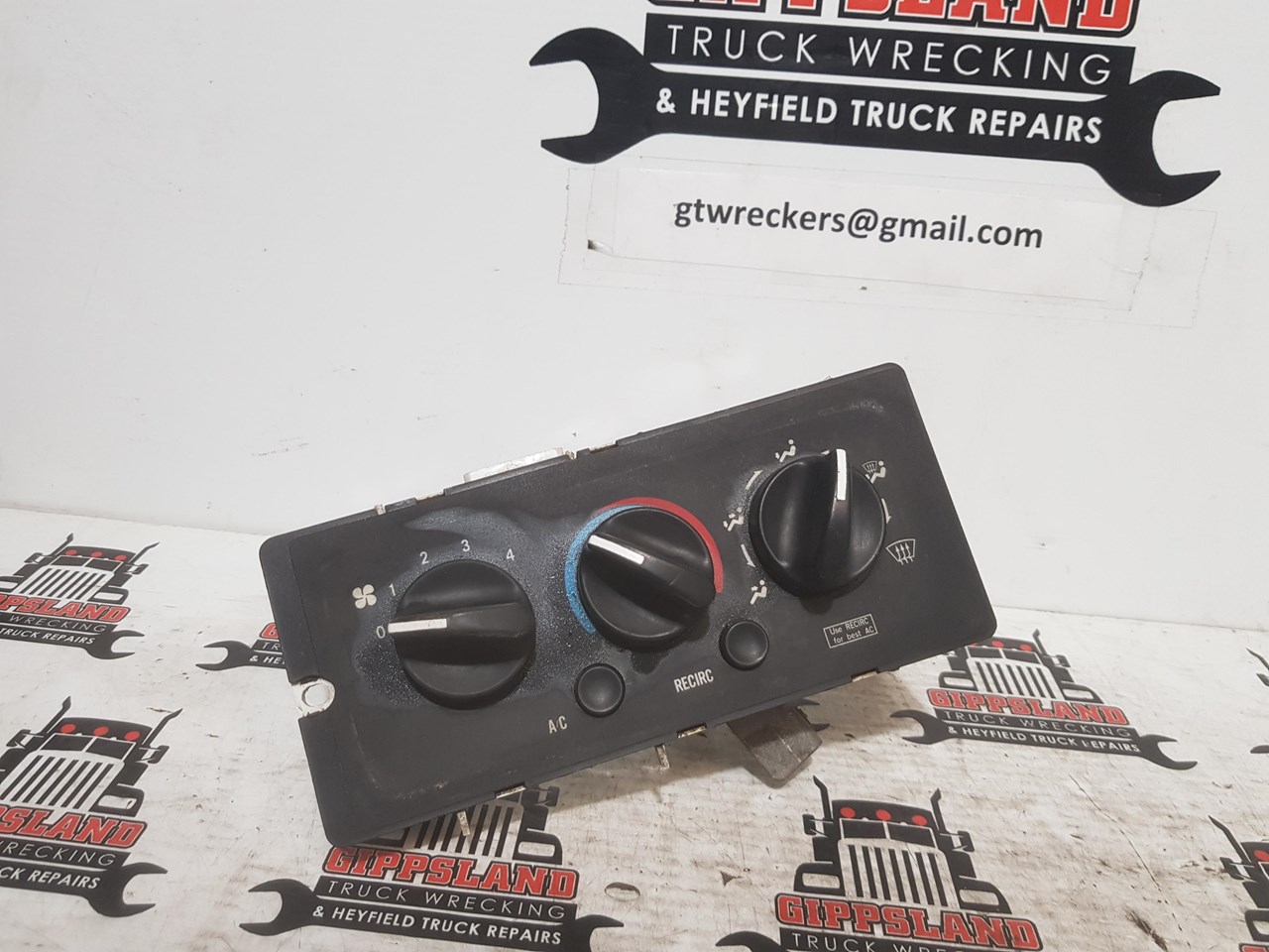 MACK HEATER CONTROL 530259 MACK 530259 for sale