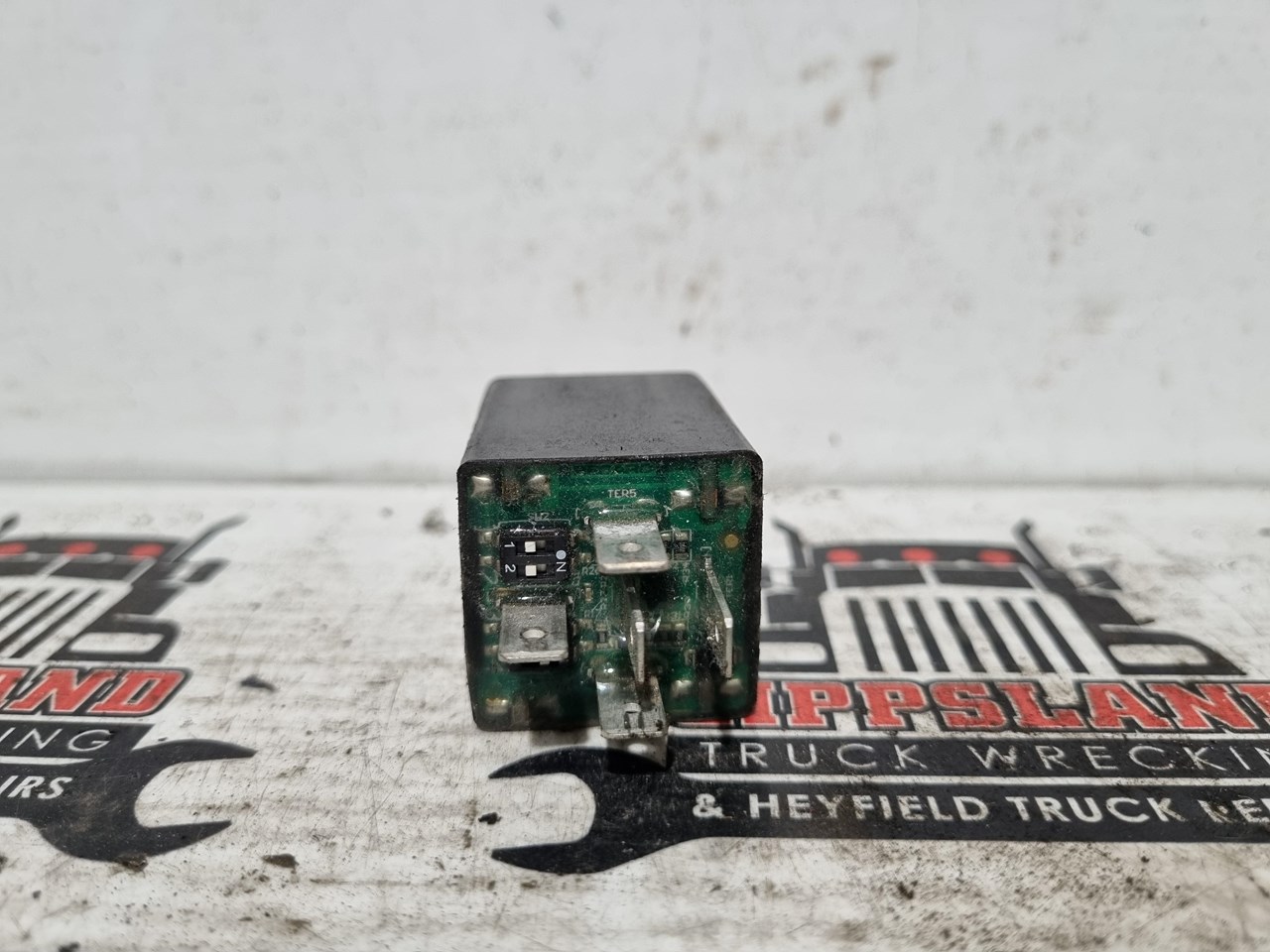 KENWORTH INDICATOR FLASHER RELAY P211038004 for sale