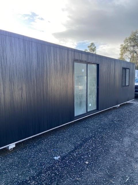 E I GROUP PORTABLES 12M X 6M STANDARD OPEN PLAN COMPLEX For Sale