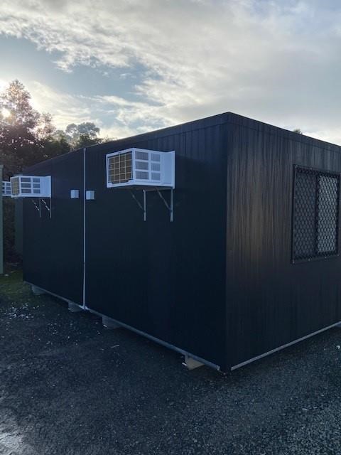E I GROUP PORTABLES 12M X 6M STANDARD OPEN PLAN COMPLEX For Sale