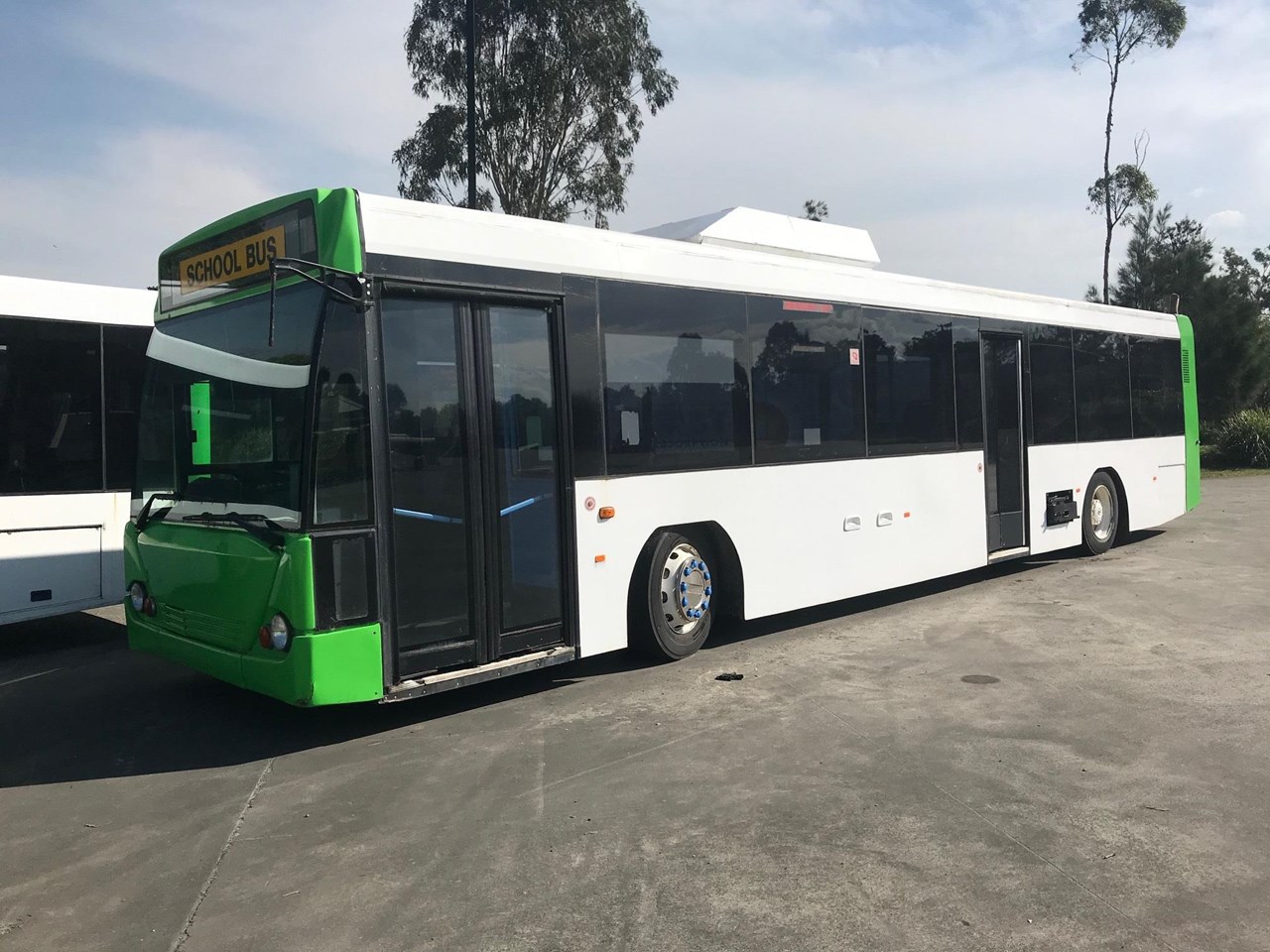 1997 MERCEDESBENZ 0405NH LOWFLOOR BUS, 1997 MODEL for sale