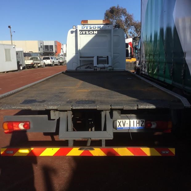 2007 MACK MIDLUM TILT TRAY for sale