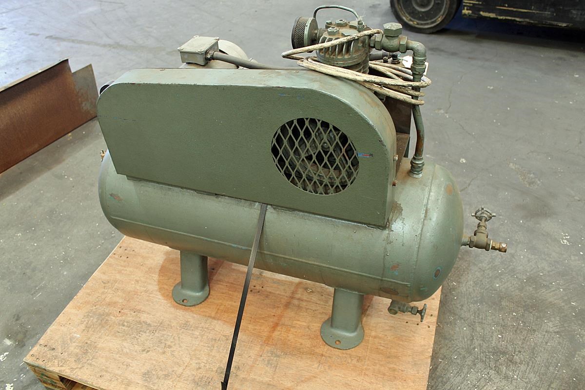 BROOMWADE AC 57 AIR COMPRESSOR for sale