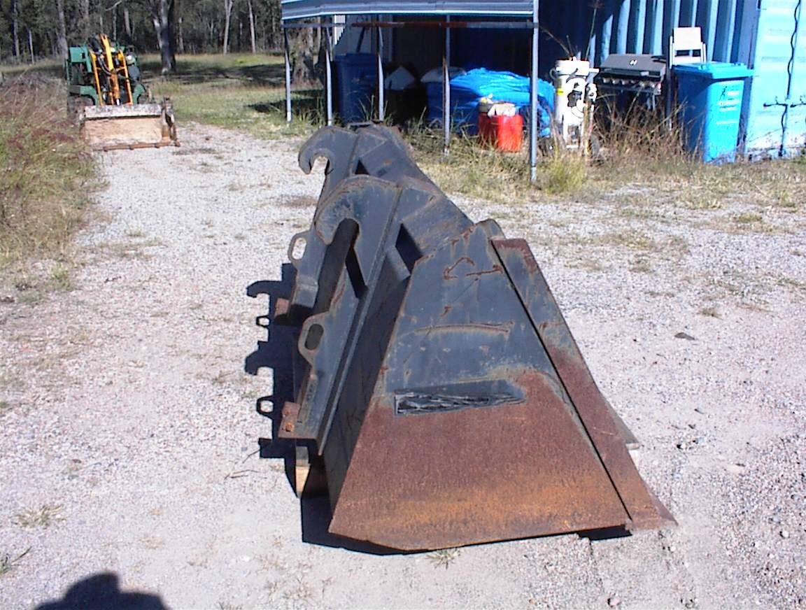 2012 KERFAB TELEHANDLER BUCKET for sale