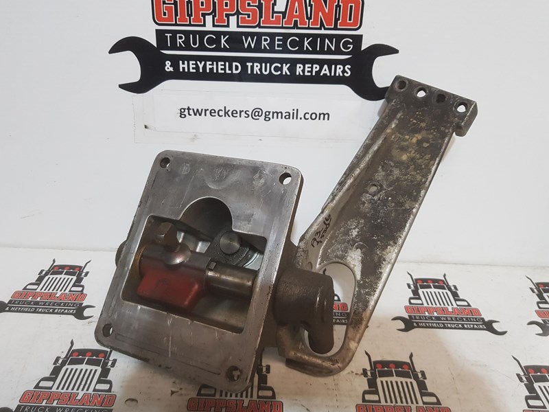 FREIGHTLINER ARGOSY GEAR SHIFT TOWER 190937003 FREIGHTLINER ARGOSY