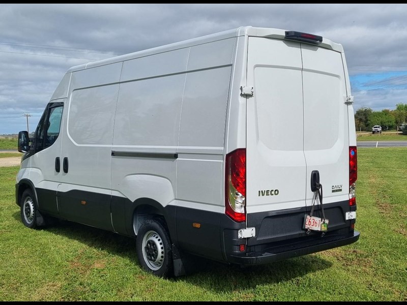 iveco daily 865011 025