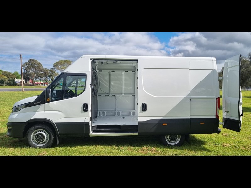 iveco daily 865011 033