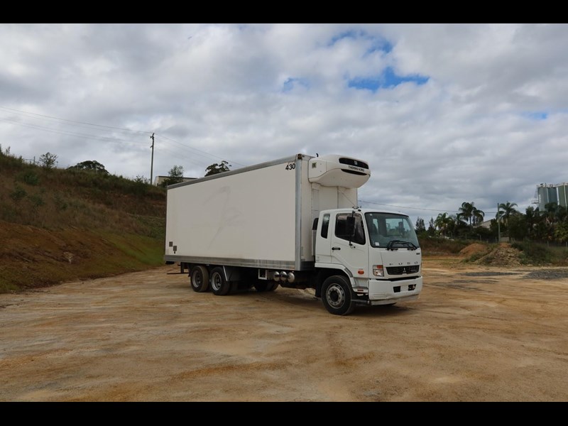 fuso fighter 2427 866464 003