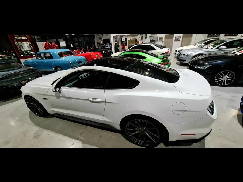ford mustang 873966 047