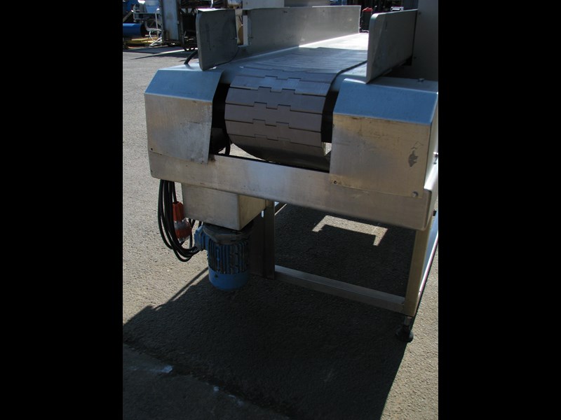detection systems model 80 stainless conveyor metal detector - 415 x 415mm opening 874672 013