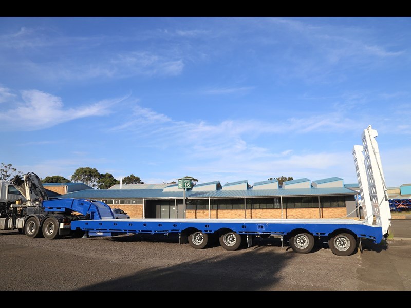 aaa quad axle low loader widener with bi-fold ramps 874812 011
