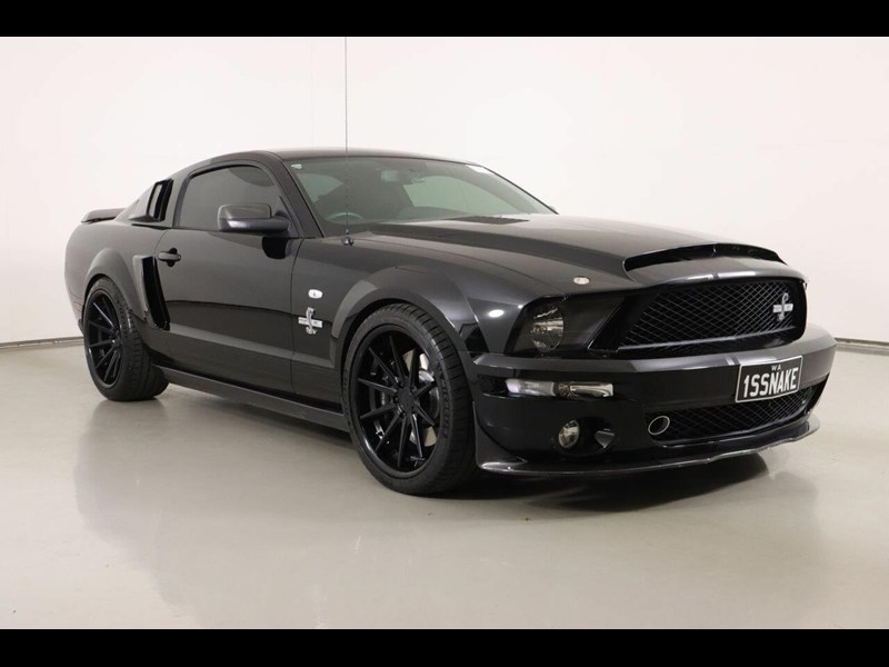 ford mustang shelby 875414 001
