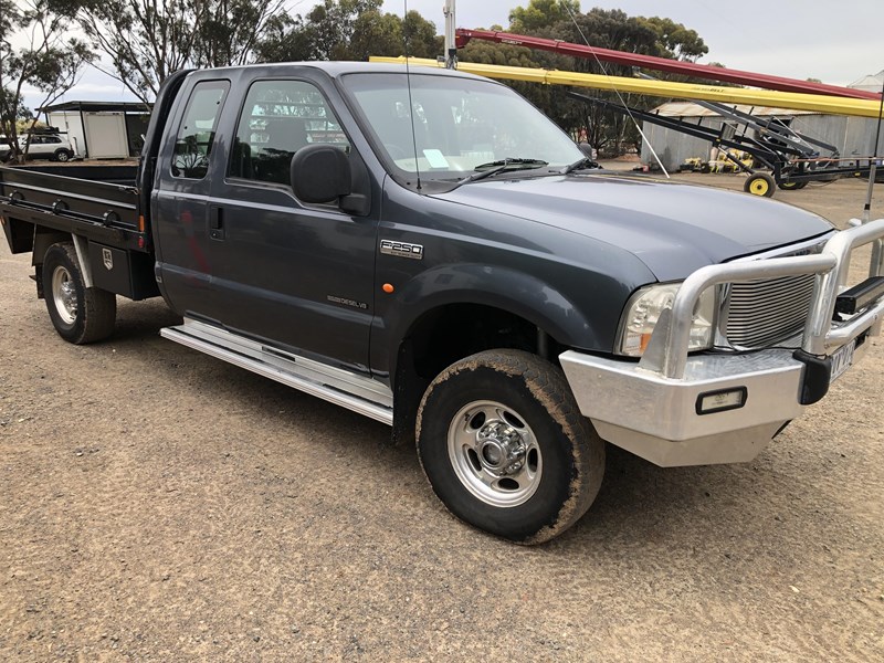ford f250 877319 001