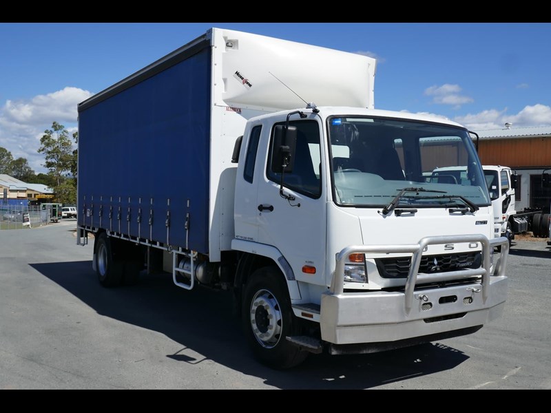 fuso fighter 861685 013