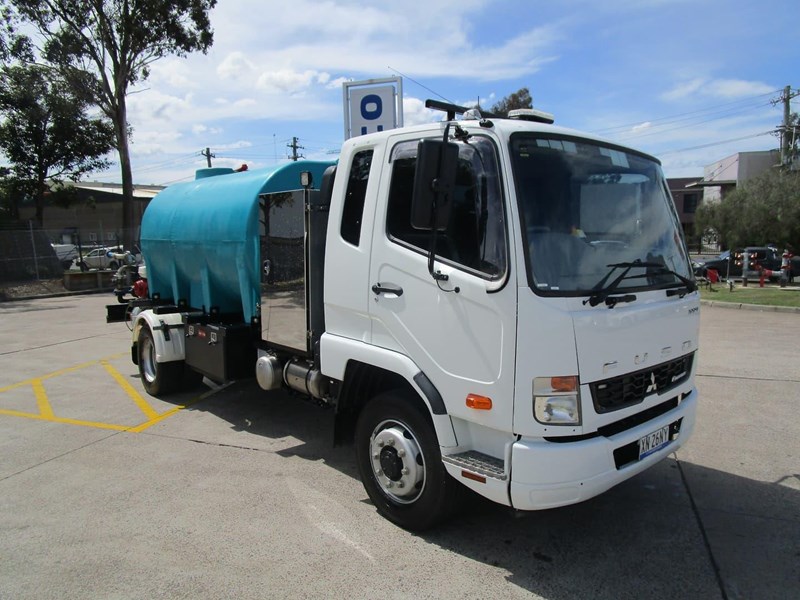 fuso fighter 868489 001